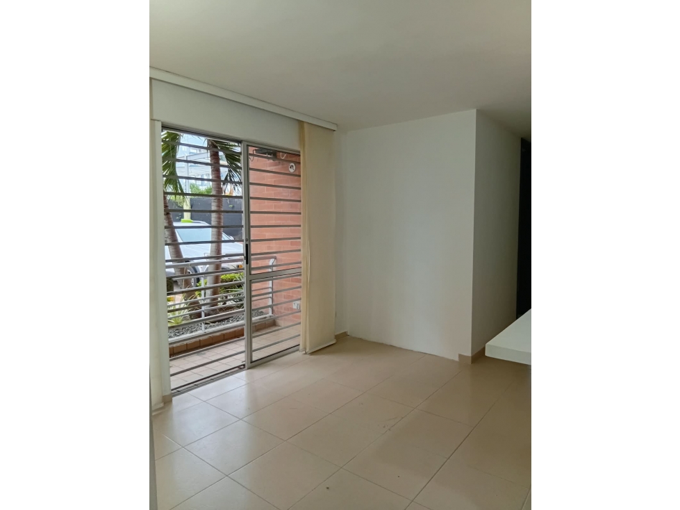 VENDO APARTAMENTO PISO 1 EN VALLE DEL LILI (P.Z) CW:10486080 — foto 2