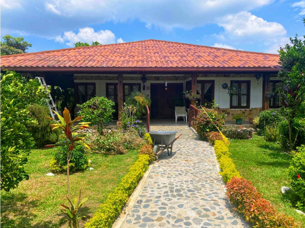 VENDO LINDA FINCA EN ROZO (B.V) CW:9926615