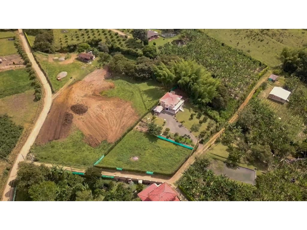 VENDO ESPECTACULAR LOTE EN CALIMA DARIEN (D.M) CW:7748111 - 2