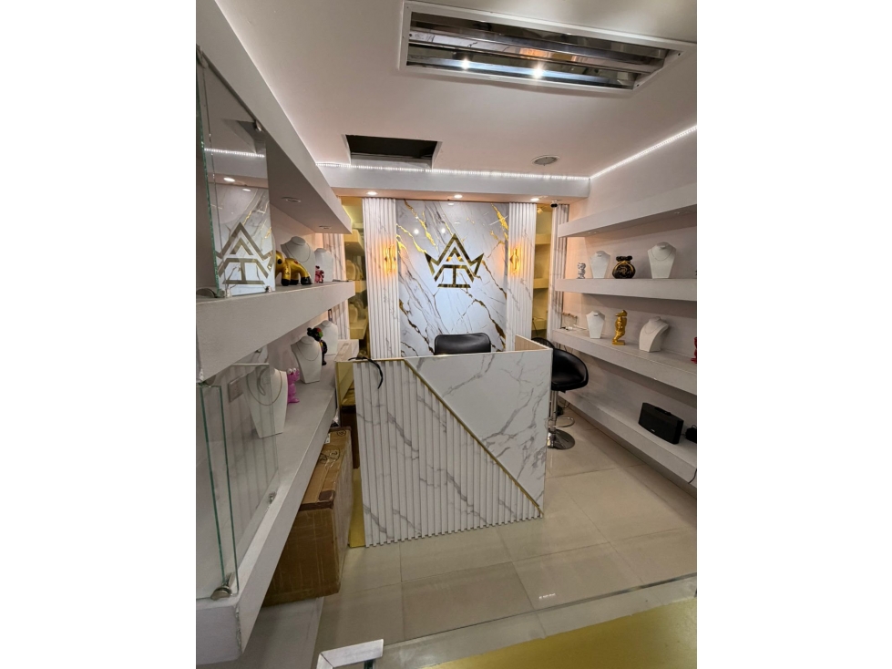 VENDO LOCAL COMERCIAL EN CENTRO COMERCIAL DEL SUR (I.K) CW:10166085 — foto 2