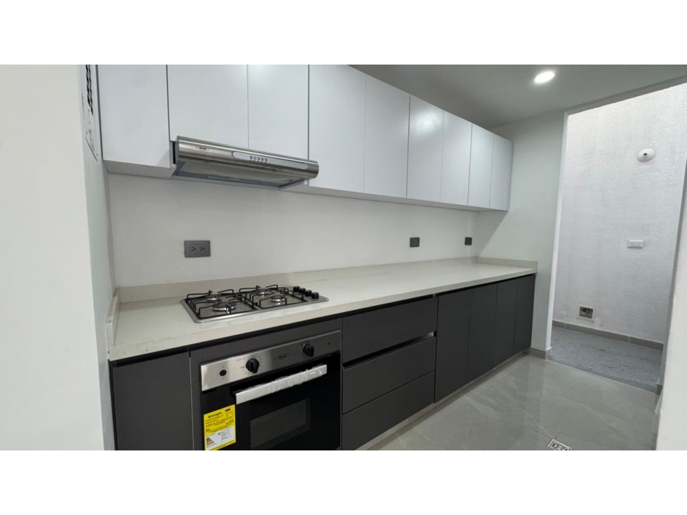 VENDO CASA REMODELADA EN EL CASTILLO JAMUNDI (P.Z) CW:10433149 - 5