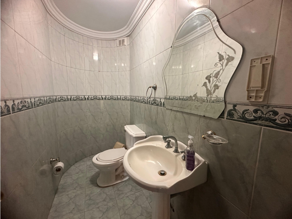 VENDO CASA 2 PISOS MAS TERRAZA UNIFAMILIAR EN LA FLORA (B.V)CW:9718859 — foto 6