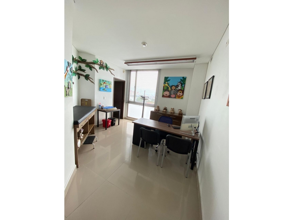 VENDO CONSULTORIO MEDICO EN CLINICA FARALLONES (I.K) CW:8337770 — foto 4
