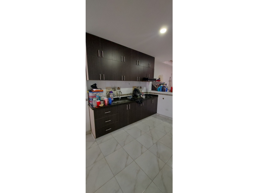 VENDO CASA BIFAMILIAR EN EL BARRIO LA BASE (D.M) CW:8297639 — foto 6