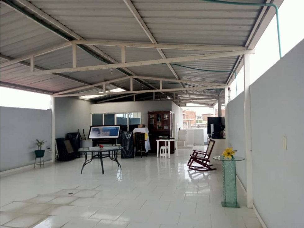 VENDO CASA REMODELADA EN EL BARRIO SANTA ELENA (M.U) CW:6568494 — foto 6