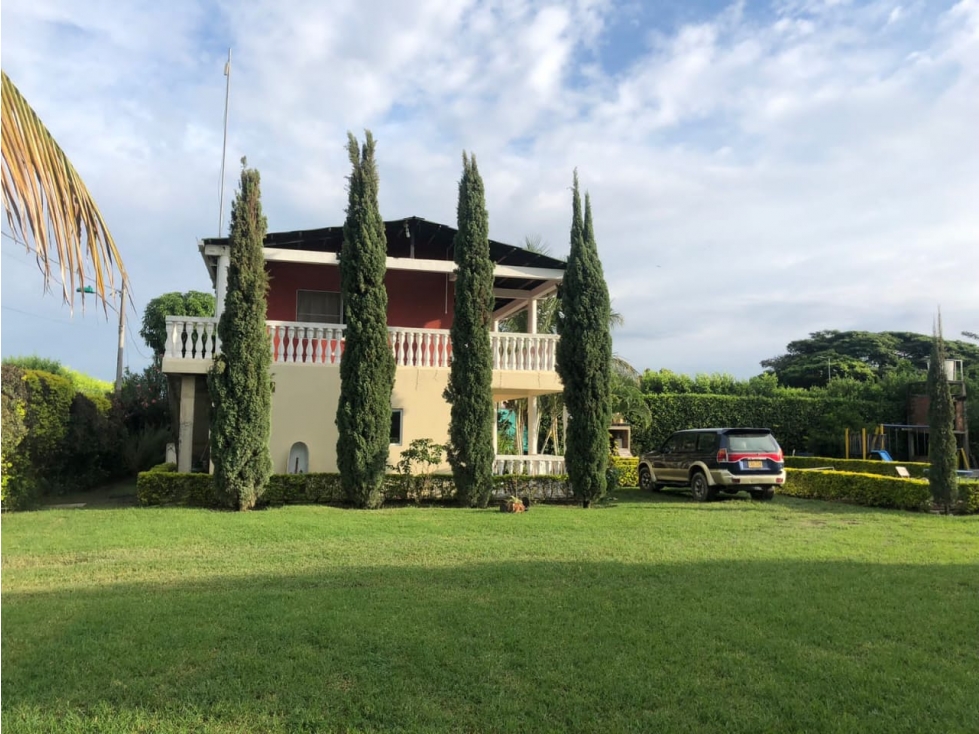 SE VENDE FINCA EN ROZO YL CW: 8639473