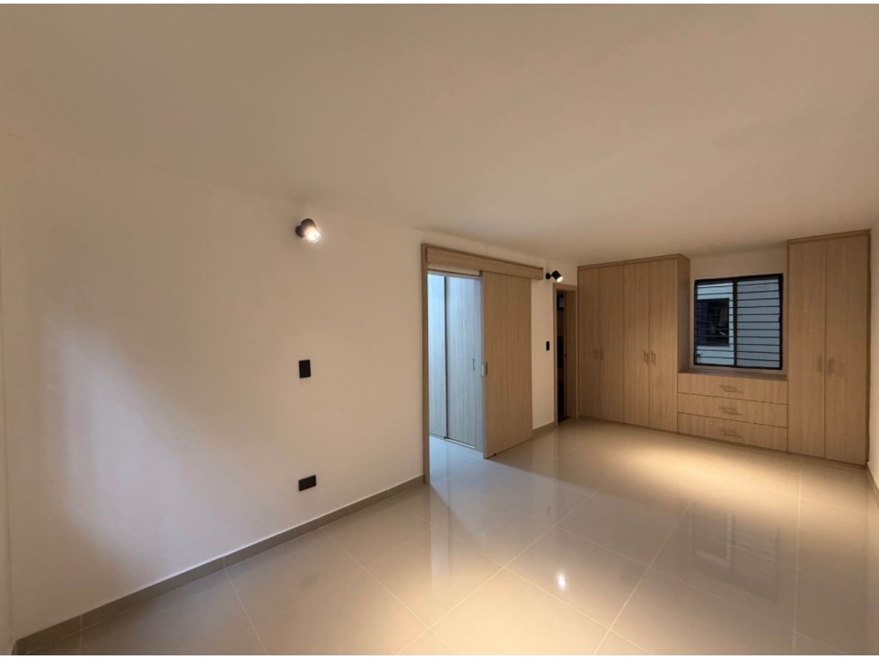 VENTA DE APARTAMENTO EN LA HACIENDA PRIMER PISO (I.K) CW: 10200576 — foto 3