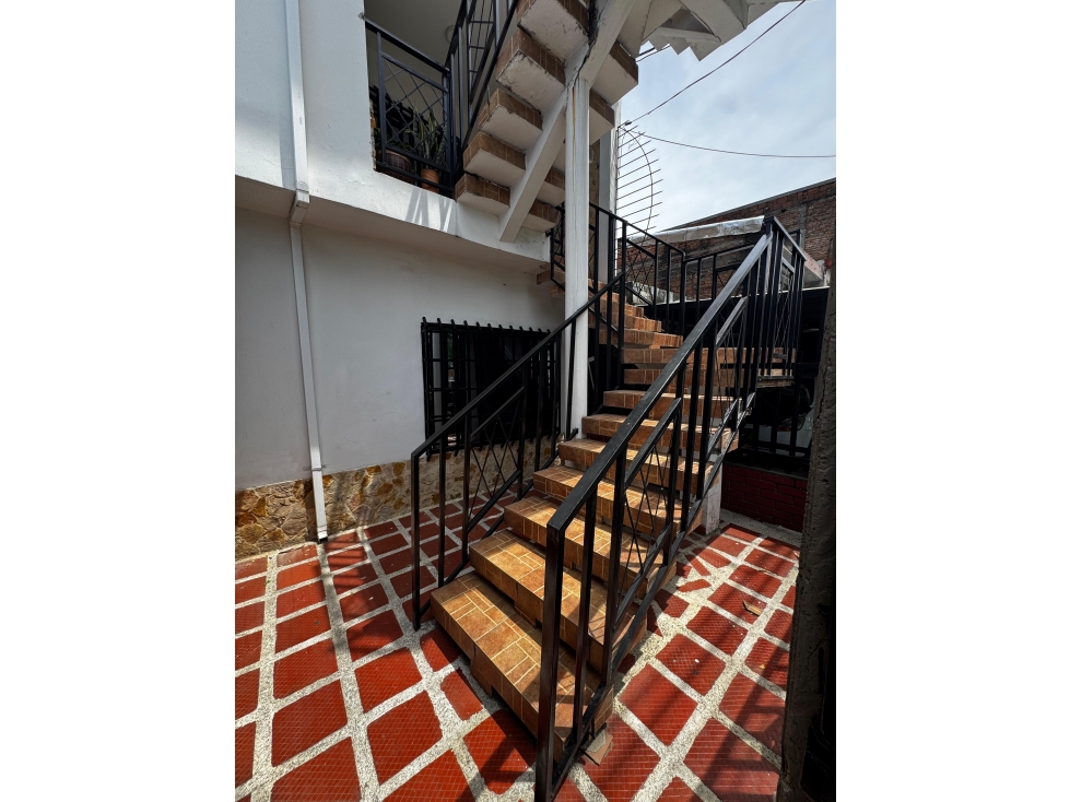VENDO APTO 2 PISO P.H EN LA INDEPENDENCIA + PARQUEADERO(FG)W:10279146 — foto 3
