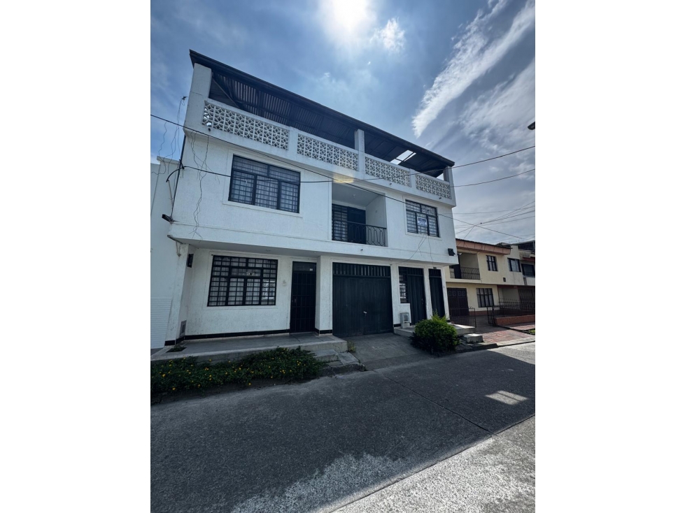 VENDO CASA BIFAMILIAR B. LA COLOMBINA-PALMIRA(FG)CW:9796353