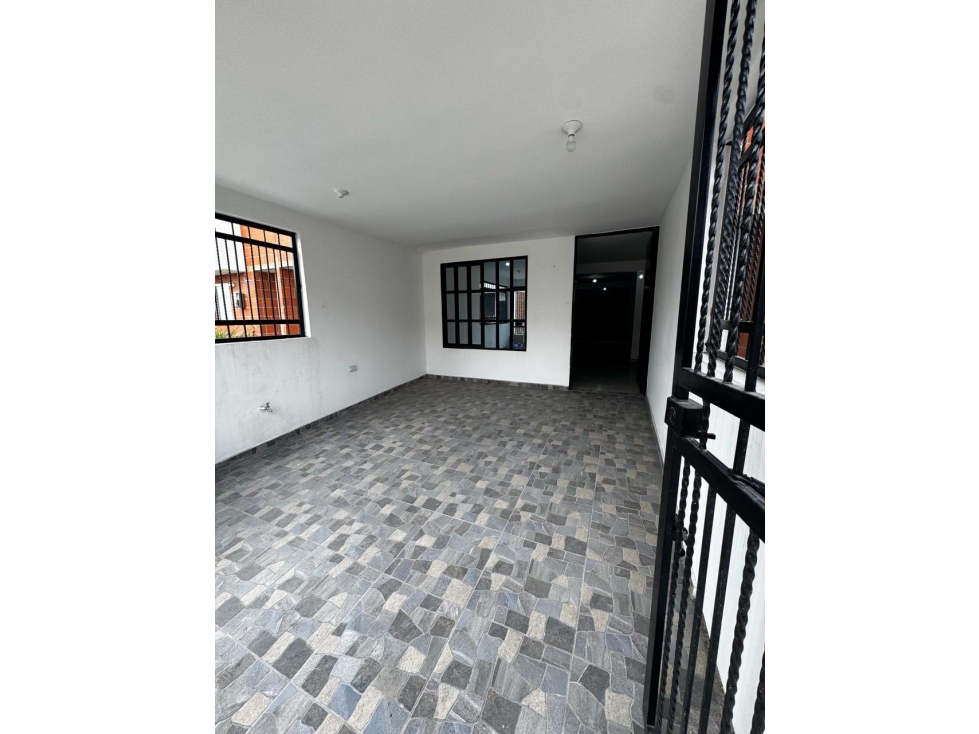 VENDO CASA DE 3P UNIF. EN MANZANARES CANDELARIA (FG)W:10010606 — foto 2