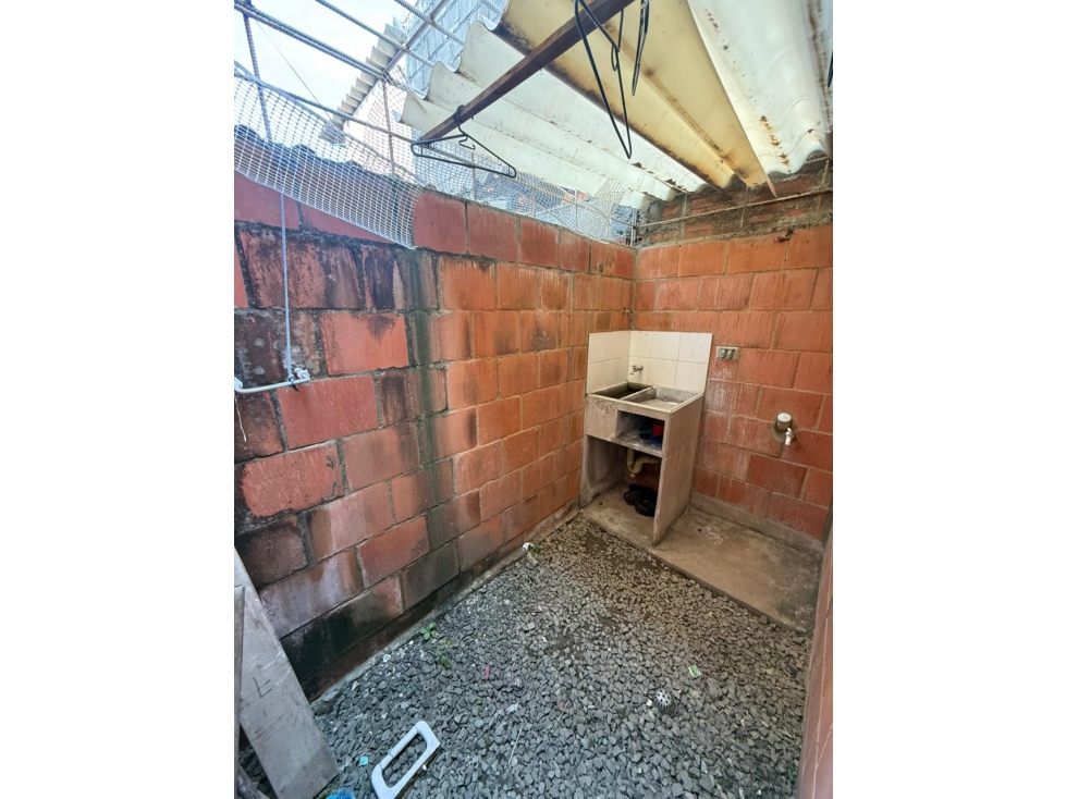 VENDO CASA EN PAISAJE DE LAS FLORES JAMUNDI (I.K) CW:10394849 - 6
