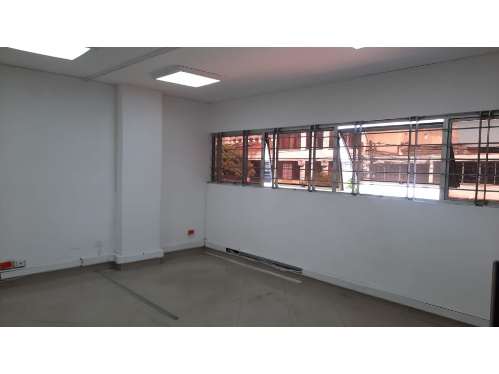 VENDO EDIFICIO DE 4P CON EXC. UBICACIÓN B. SAN VICENTE(GS)CW:7899070 - 5