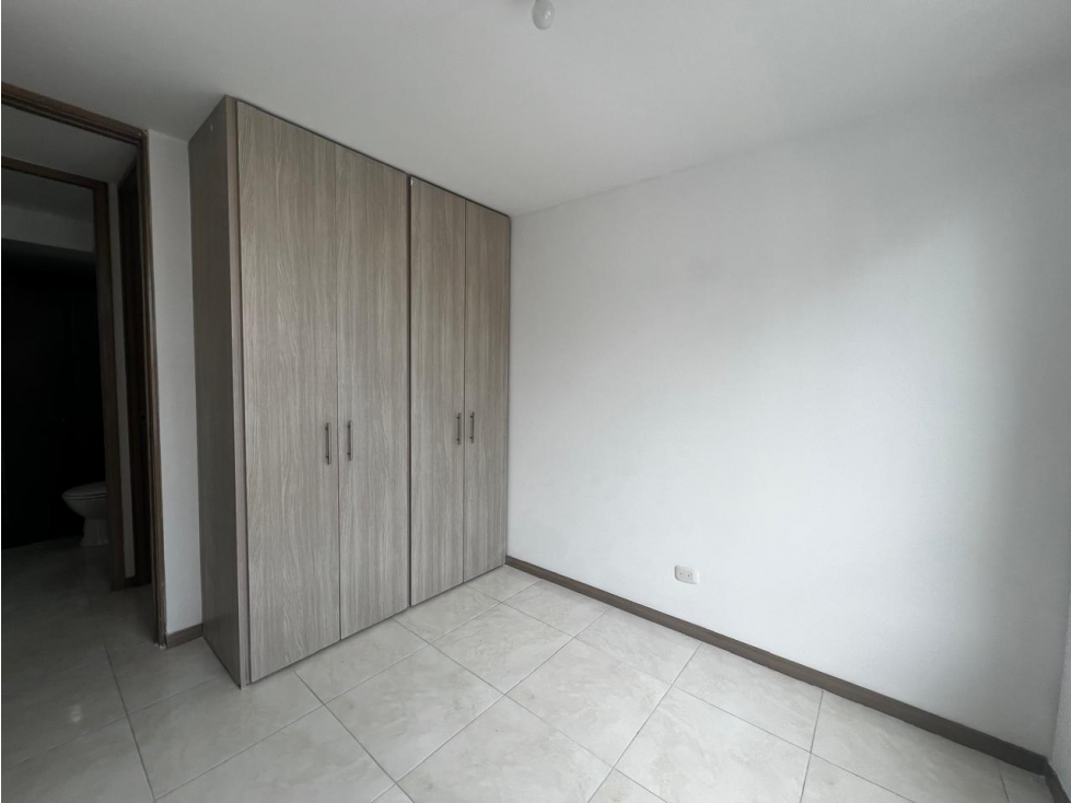VENDO LINDO APTO 4P. + PARQUEADERO CU. V. DEL LILI 75m2(YA)W:10247675 — foto 4
