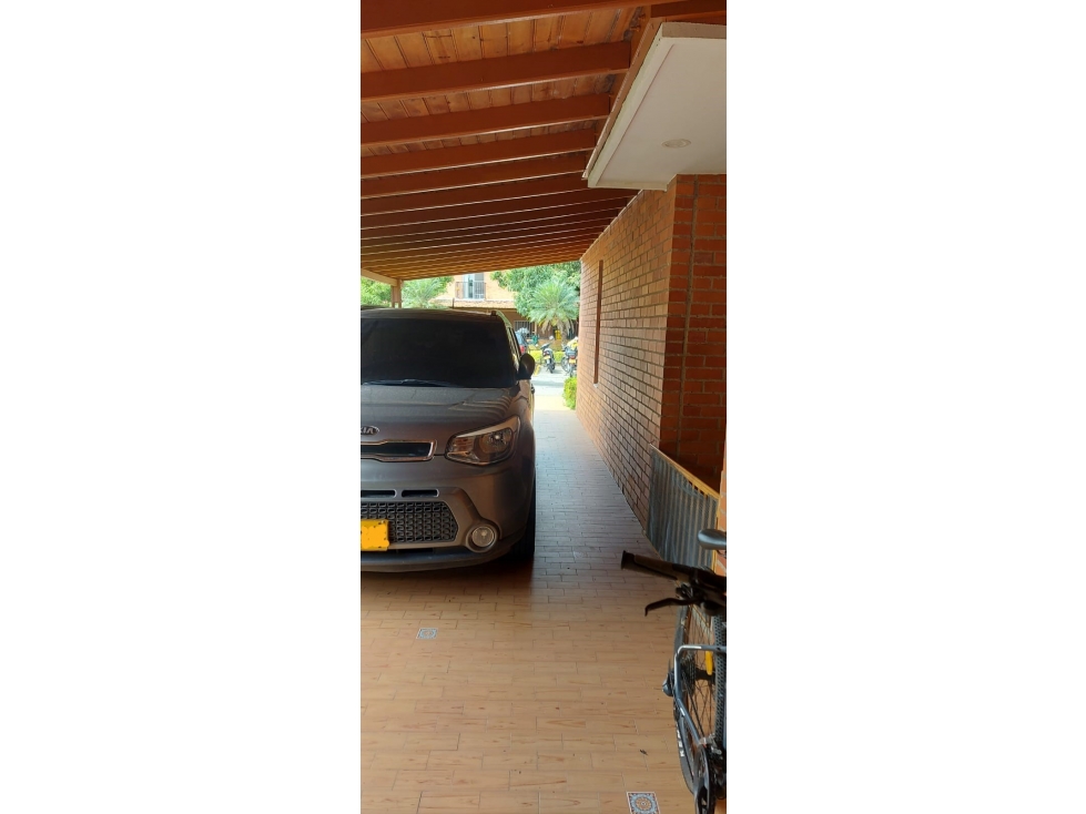 VENDO ESPECTACULAR CASA EN EL CASTILLO JAMUNDI (M&G) CW:6768734 — foto 4