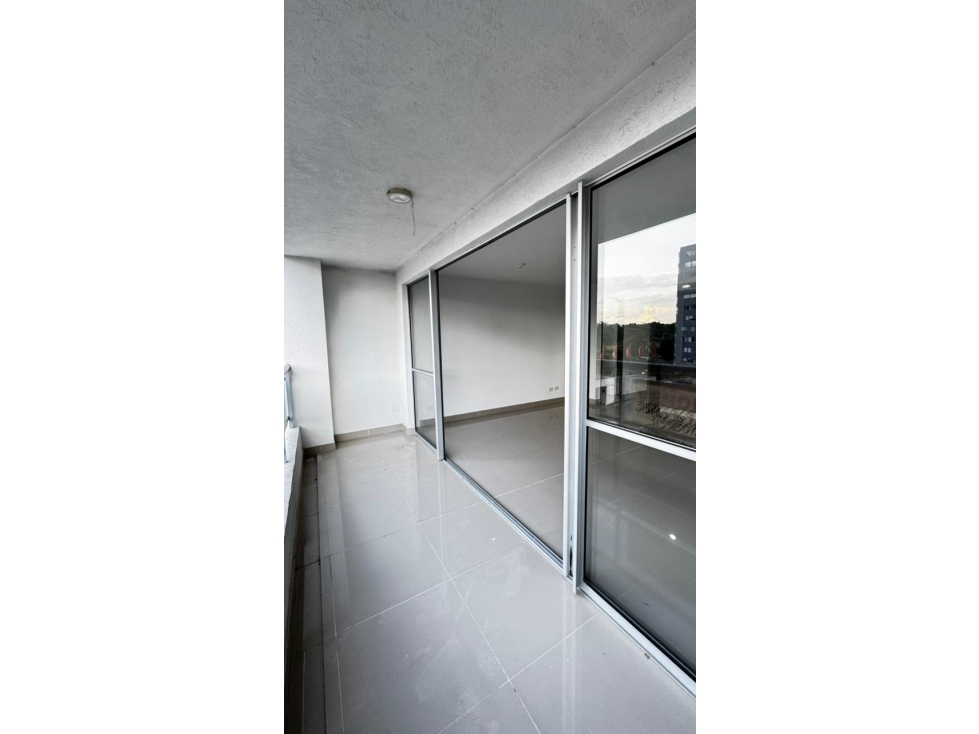 VENDO APARTAMENTO PISO 5 EN VALLE DEL LILI (P.Z) CW:9685802 — foto 6