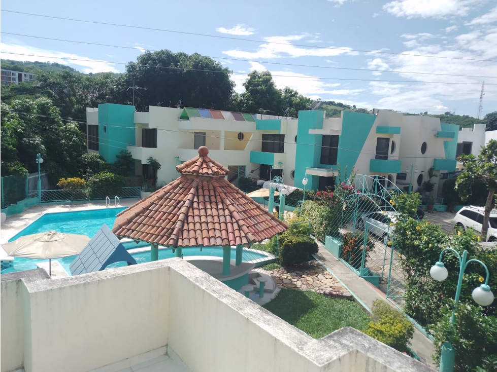 EN VENTA CASA EN ANAPOIMA EN CONJUNTO CERRADO