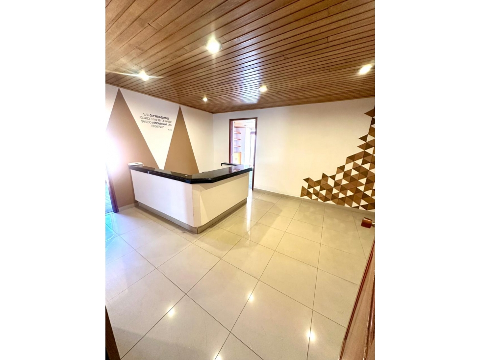 LA MEJOR OFICINA EN VENTA O RENTA EN QUINTA CAMACHO!!! — foto 4