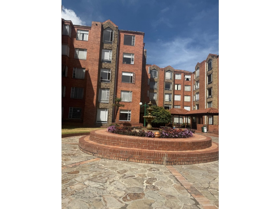 EN VENTA APARTAMENTO HERMOSO CONJUNTO — foto 2