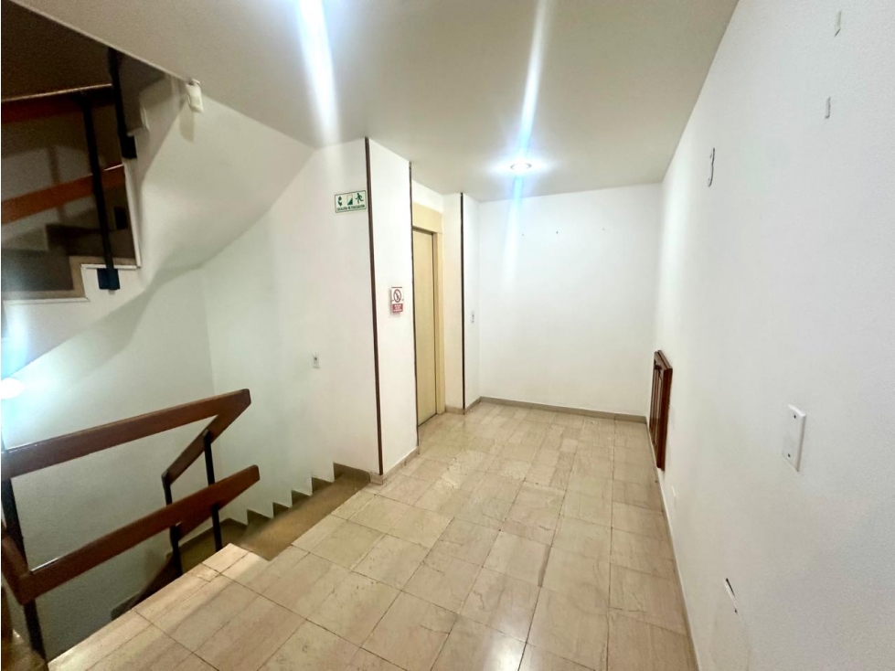 LA MEJOR OFICINA EN VENTA O RENTA EN QUINTA CAMACHO!!! — foto 3