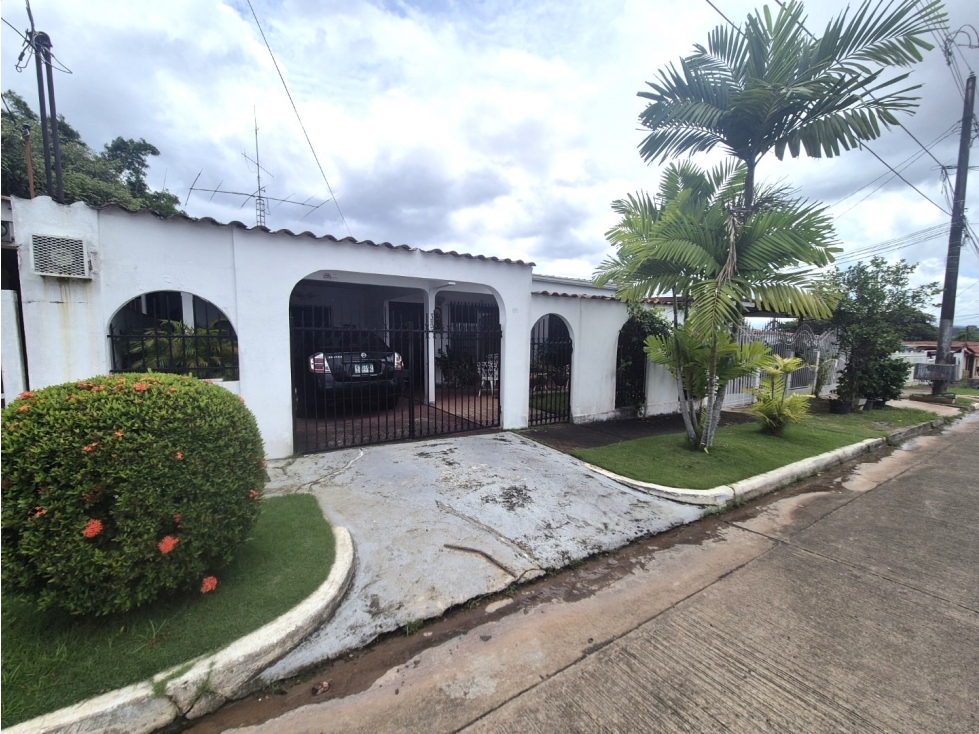 Vendo casa en Balmoral Pedregal # 2341 cvd