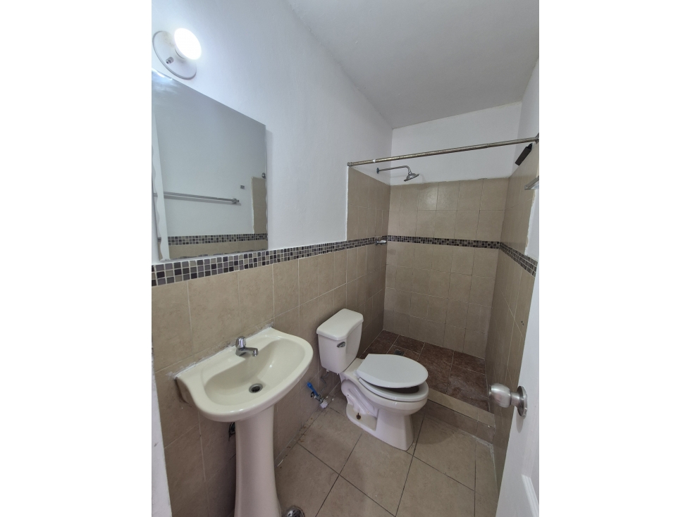 Se Vende Cerca de Metro de Pueblo Nuevo # 1943 avd — foto 6