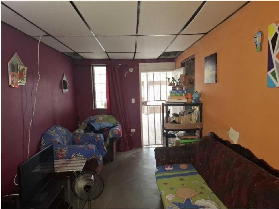 Vendo casa en Nuevo Tocumen # 2242 cvd — foto 3