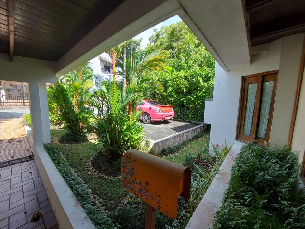 Casa con 2 lotes en Los Angeles Betania # 2155 cvd — foto 3