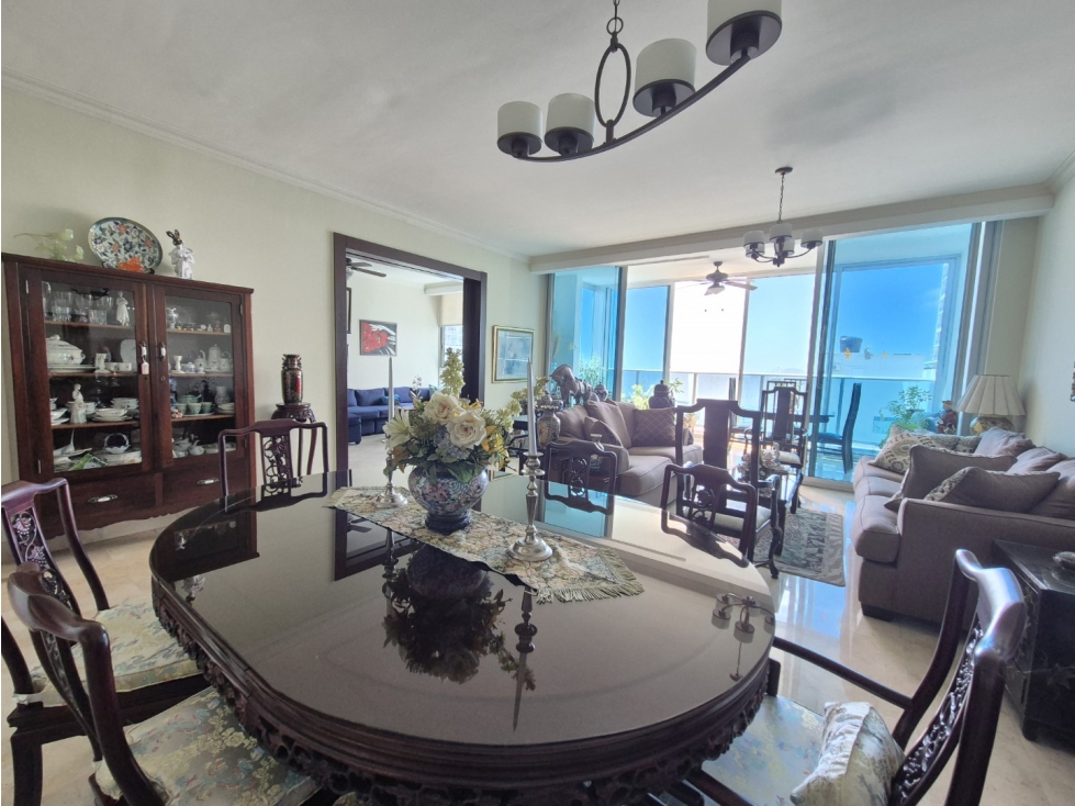 Vendo Moderno y Piso Bajo en Marbella 266mt2 # 2256 avd — foto 3