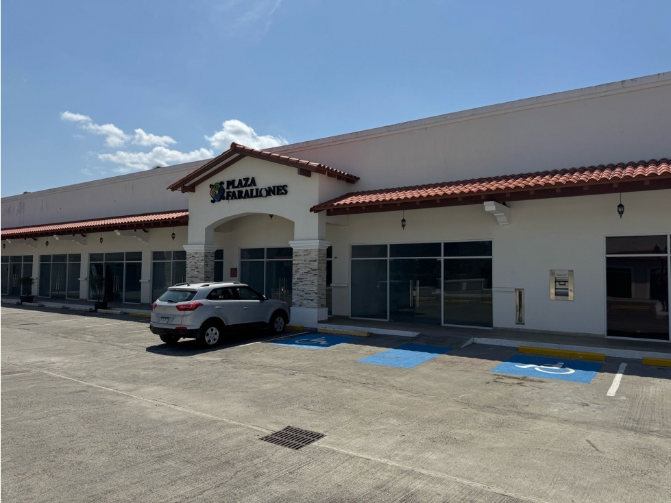 Se Vende Local en Plaza Farallón, Río Hato # 2208 lvd - 3