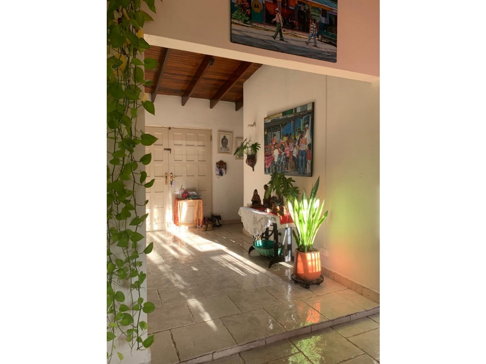 Remate de Casa en Residencial cerrado Las Cumbres # 2144 cvd — foto 5