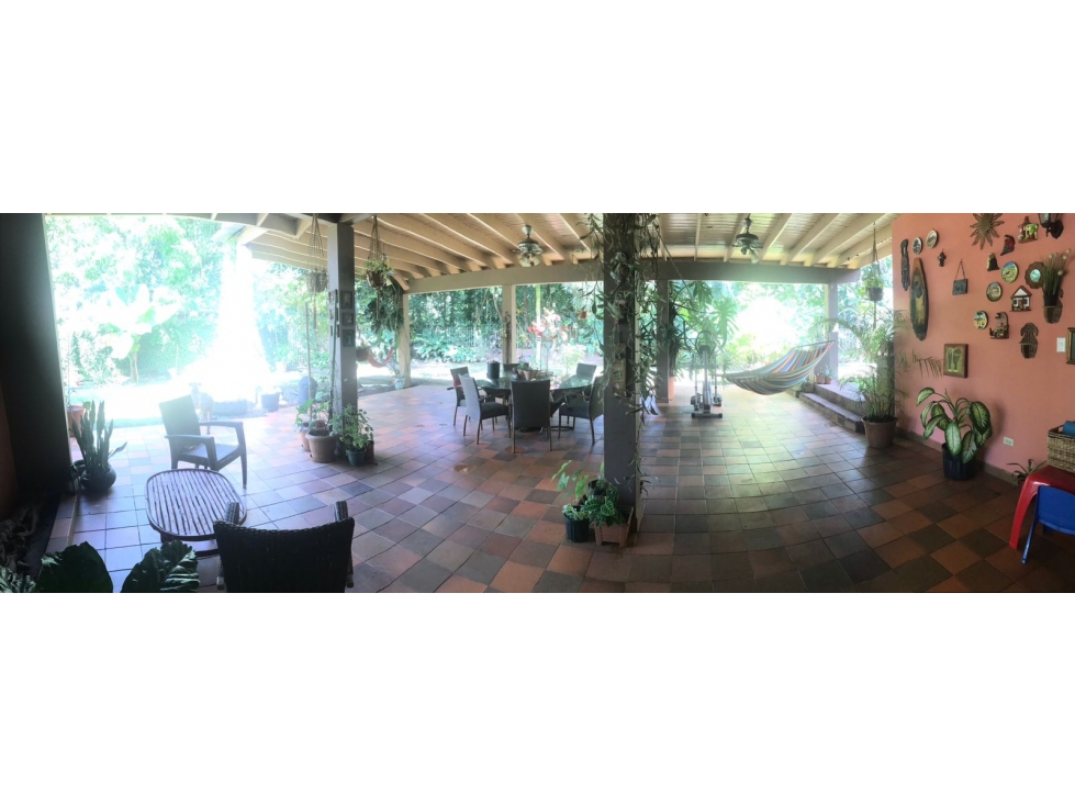 Remate de Casa en Residencial cerrado Las Cumbres # 2144 cvd — foto 6