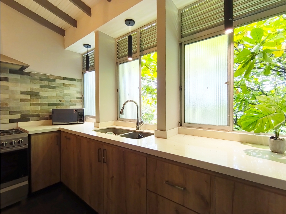 Venta de apartamento Poblado Patio Bonito