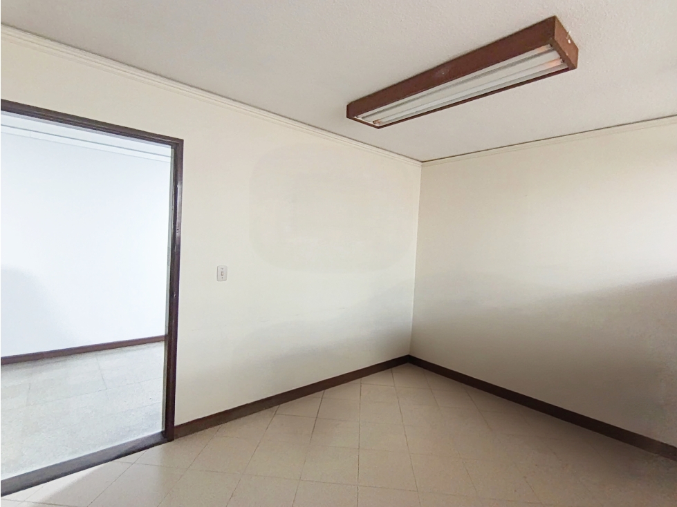 Venta de oficina Medellin Centro Pasaje Astoria - 5