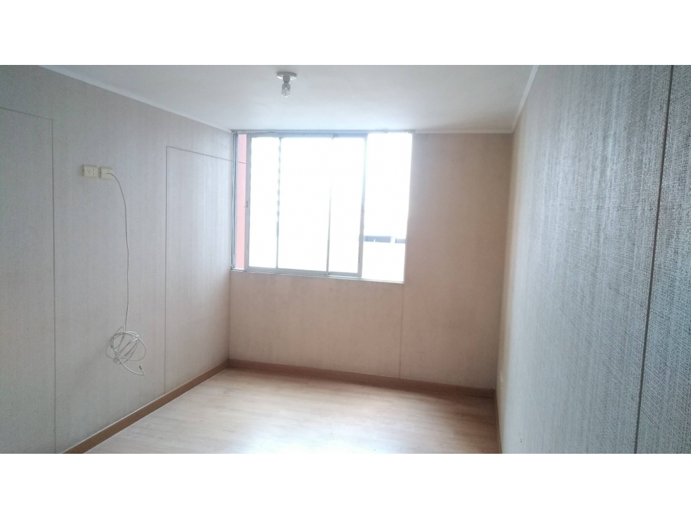 Se alquila departamento Santa Beatriz 8vo piso calle Teodoro Cardenas — foto 4