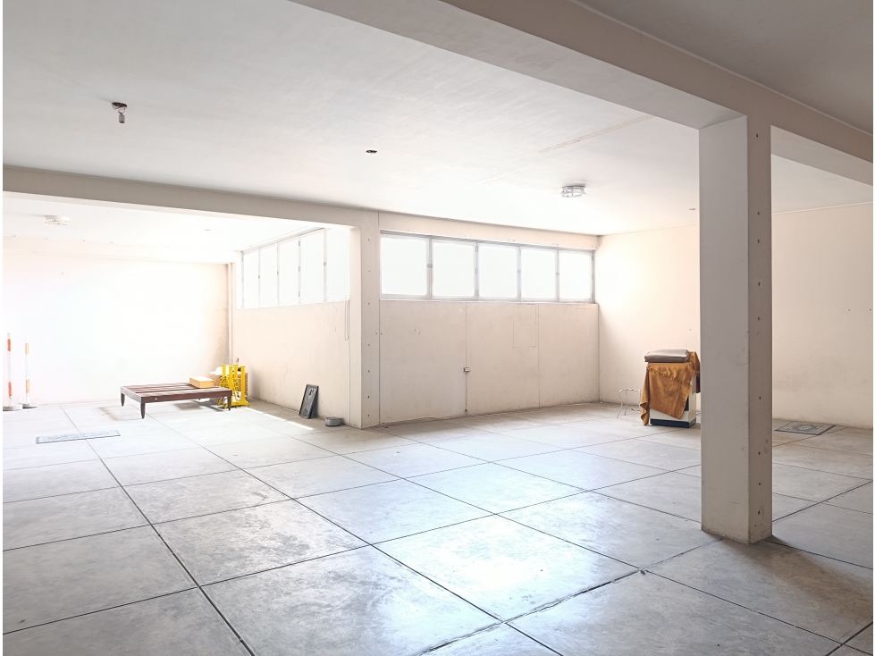 Se vende local 3er 4to piso 842 m2 - Colina - Bellavista Callao - 2