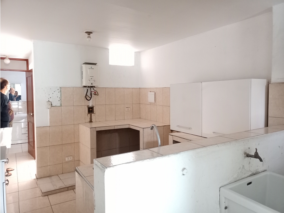 Se vende casa SMP San Diego Virgen del Carmen 3 pisos - 4