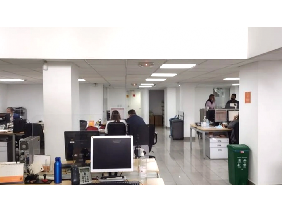 BOGOTA ARRIENDO LOCAL COMERCIAL /CHAPINERO - 2