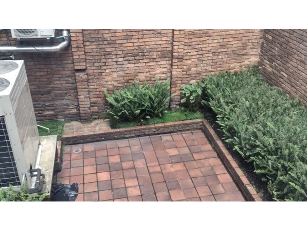 BOGOTA ARRIENDO LOCAL COMERCIAL /CHAPINERO - 4