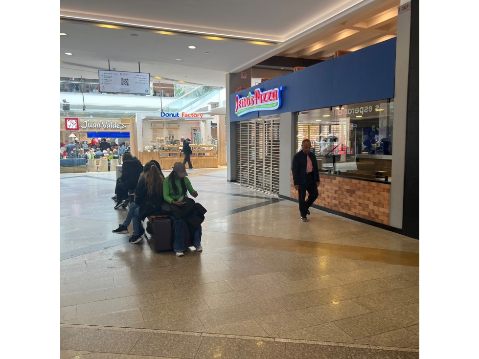 Local en Venta - Centro comercial Unicentro Piso 2 — foto 2
