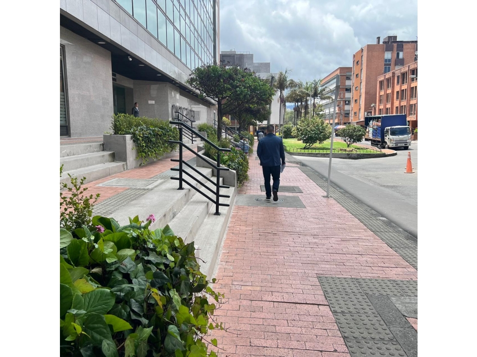 LOCAL ARRIENDO CHICO NORTE BOGOTA — foto 4
