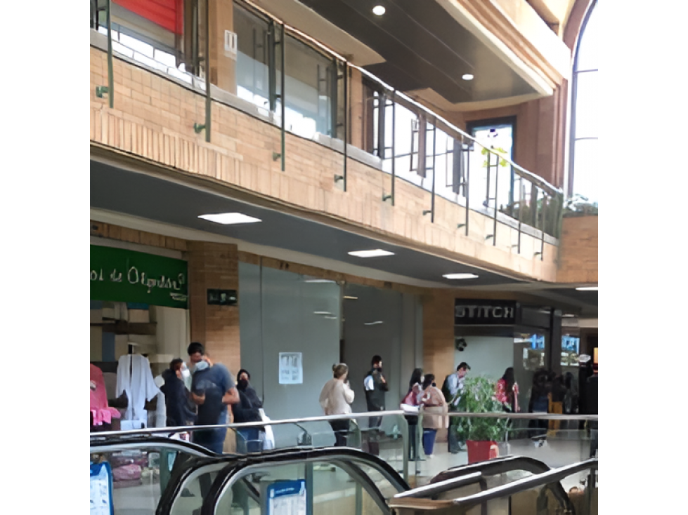 LOCAL EN ARRIENDO / CENTRO COMERCIAL CENTRO CHIA - 2