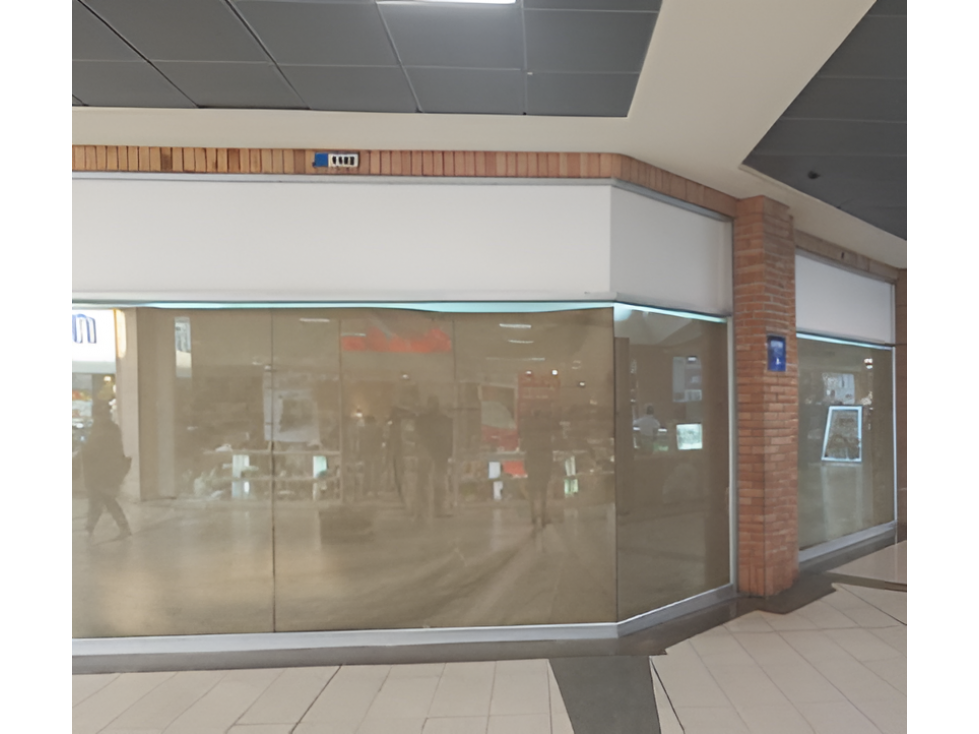 LOCAL EN ARRIENDO / CENTRO COMERCIAL CENTRO CHIA - 1