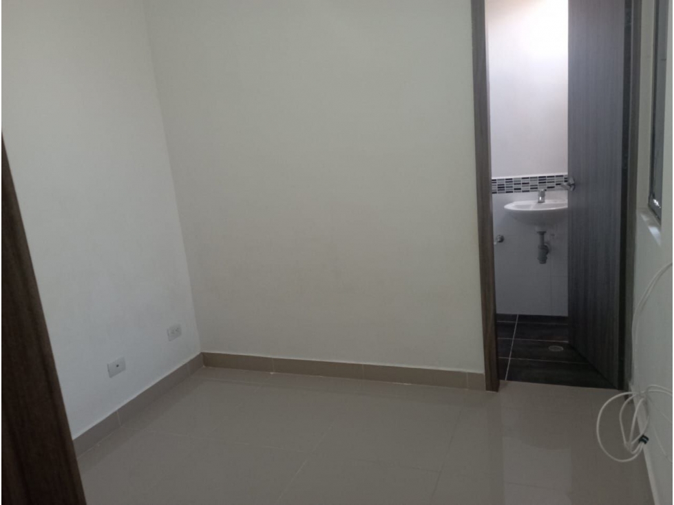 CONFORTABLE APARTAMENTO PRIMER PISO PARQUES DE CASTILLA JAMUNDI! — foto 5