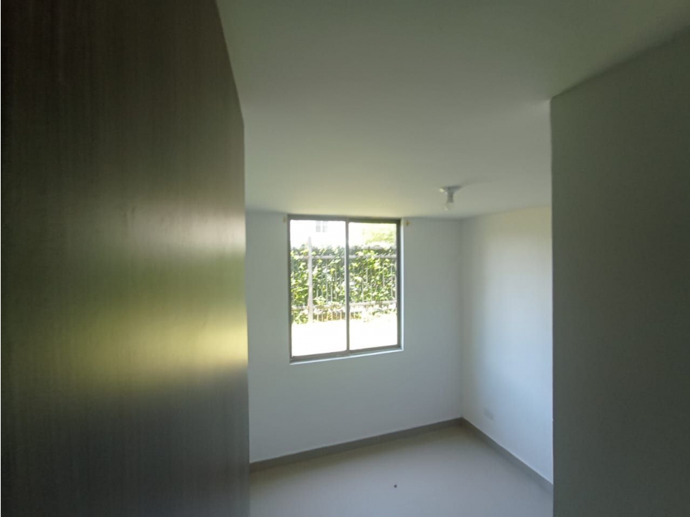 CONFORTABLE APARTAMENTO PRIMER PISO PARQUES DE CASTILLA JAMUNDI! — foto 6