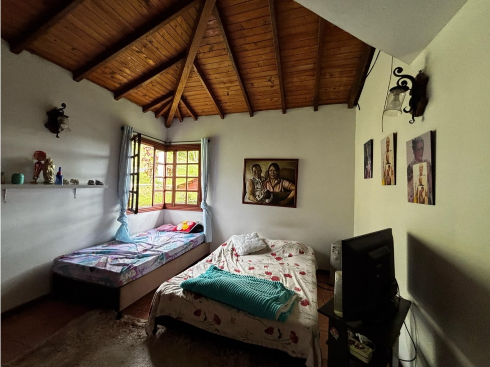 Tu Refugio en Vía Armenia 5.950 m² para Vivir y Disfrutar — foto 5