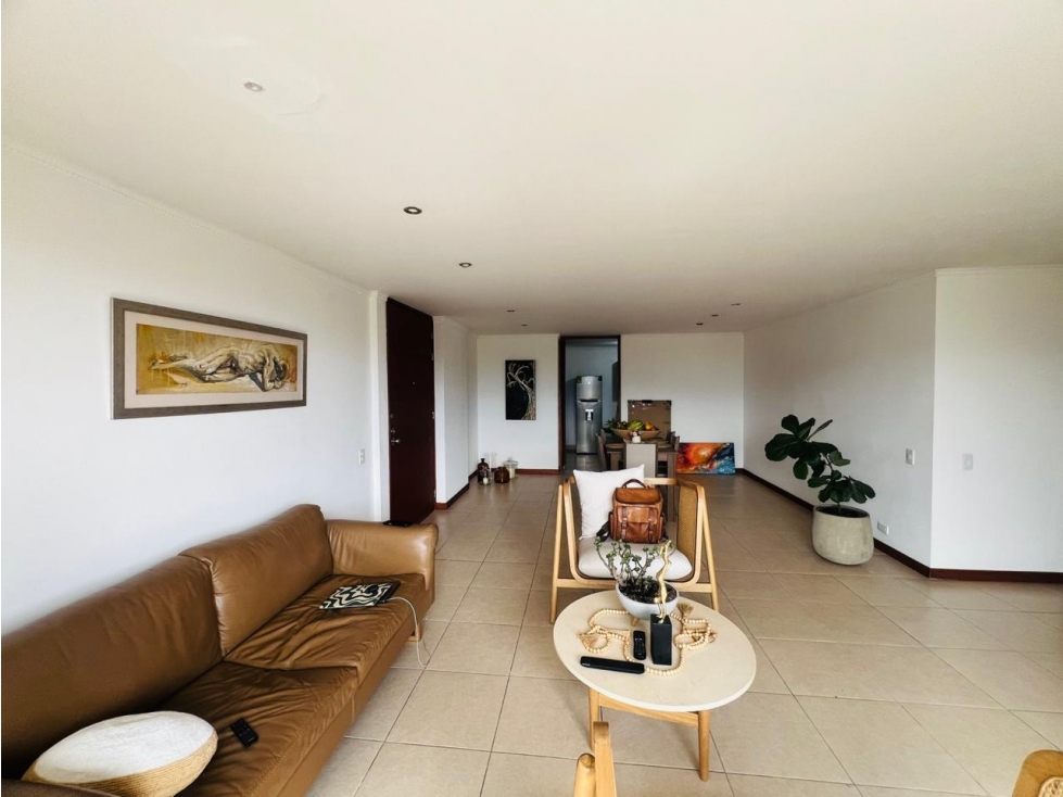 HERMOSO APARTAMENTO LOMA DE LOS BENEDICTINOS — foto 2