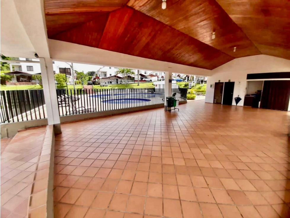 Casa Conjunto Santa Elena II