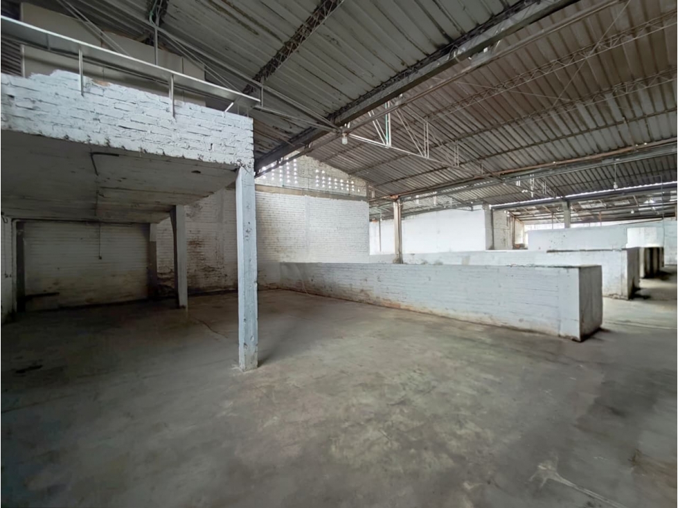 Bodega en venta en La Virginia, Risaralda Excelente ubicación - 3