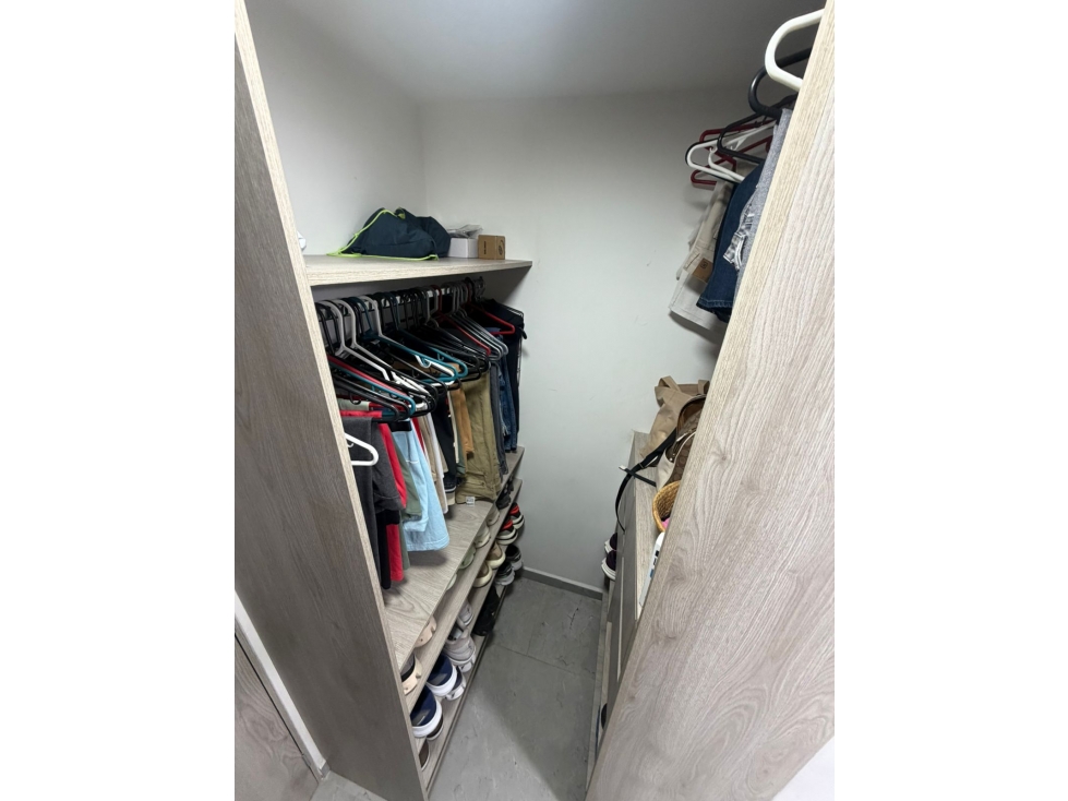 Hermoso apartamento remodelado sector estadio — foto 4