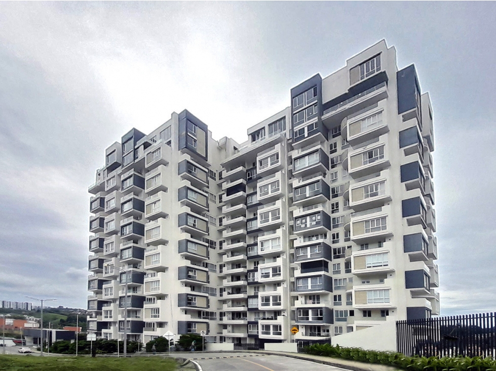 Viva con Clase Apartamento de Lujo con Amenidades de Club House